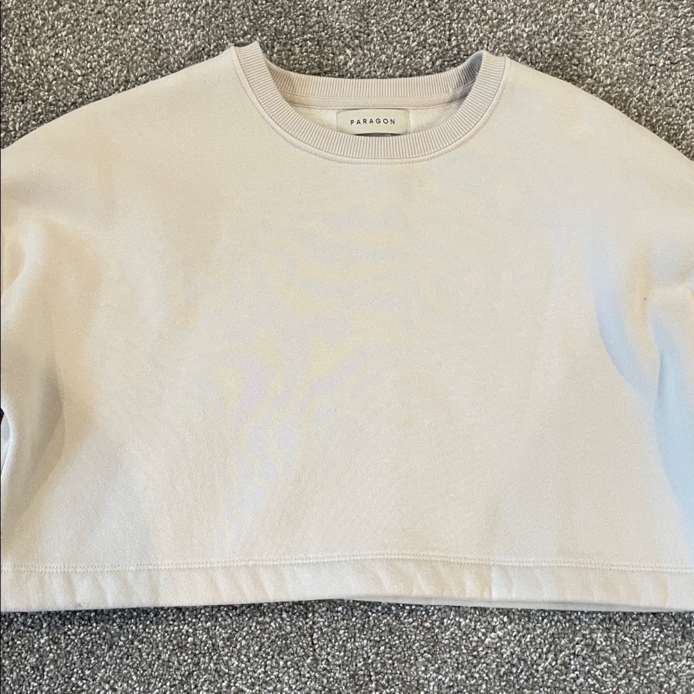 Paragon Cropped Sweatshirt - Picture 2 of 5